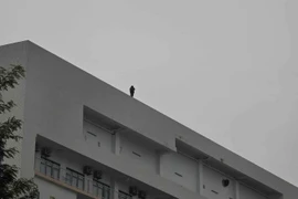 Giải cứu thiếu nữ có ý định tự tử tại Bệnh viện Bạch Mai