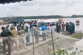 Phát hiện thi thể nam giới nổi trên mặt nước ở Tuyên Quang