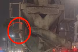 Xử phạt 23 triệu với tài xế xe trộn bê tông vì biển số bị bùn đất che lấp