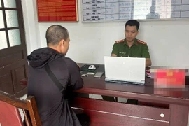 Người đàn ông mất gần 2 tỷ đồng khi được hướng dẫn mua đồ chơi tình dục