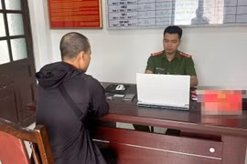 Người đàn ông mất gần 2 tỷ đồng khi được hướng dẫn mua đồ chơi tình dục