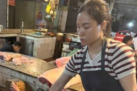 Hai vợ chồng chuyên mổ lợn dịch bệnh bán cho người dân khai gì?