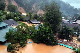 Lũ quét lúc rạng sáng ở Điện Biên, 10 người chết và mất tích