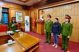 Khởi tố Phó Giám đốc Trung tâm hành chính công xã ở Tuyên Quang