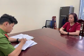 Bắt tạm giam 2 chủ quán karaoke mua bán người dưới 16 tuổi 