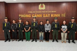 Bắt nhóm đối tượng sản xuất dầu gió giả bằng hóa chất công nghiệp