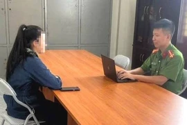 Người phụ nữ hoang báo bị cướp để được "chồng quan tâm" ở Hà Nội