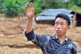 Thủ tướng yêu cầu khen thưởng trưởng bản cứu 90 người khỏi thảm họa lũ quét