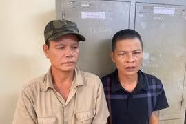 Bắt 2 đối tượng có 12 tiền án trộm cắp tài sản của người đi đường ở Hà Nội