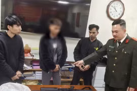  Công an Hà Nội bắt giữ nhóm đối tượng mua bán súng trên mạng xã hội 