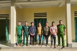 Phát hiện 4 đối tượng nhập cảnh trái phép sang Trung Quốc để bẫy chim