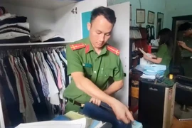 Khám xét nhà chủ tài khoản 'Lãng tử Tây Bắc' chuyên kêu gọi từ thiện