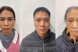 Bắt nhóm đối tượng lừa bán thuốc Nam "rởm" ở Hà Nội