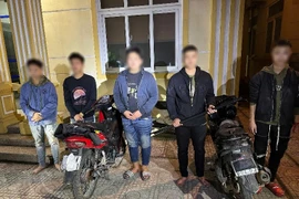 Ngăn chặn nhóm thanh thiếu niên mang hung khí đánh nhau ở Hà Nội