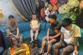 Kiểm tra Bar Lucky Lounge phát hiện nhiều người dương tính với ma túy