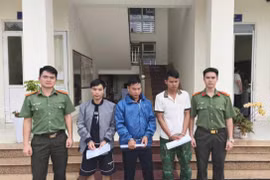 Bắt giữ nhóm đối tượng tổ chức đưa người vượt biên trái phép qua Cao Bằng