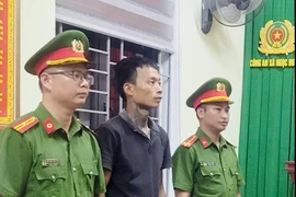 Khởi tố nam thanh niên móc cốp xe của người dân trộm 16 triệu đồng