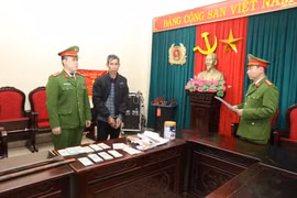 Đột nhập vào nhà người cùng bản đục két trộm hơn 360 triệu đồng 