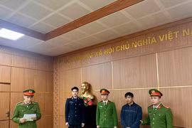 Lộ quy trình sản xuất nước giải khát giả bán cho người dân vùng cao