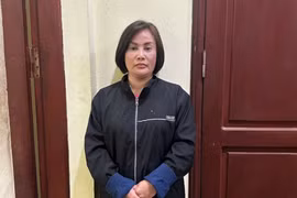 Bắt chủ quán cà phê điều hành đường dây mại dâm ở Hà Nội