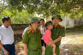 Giải cứu thành công cháu bé 3 tuổi bị bố đẻ đe dọa treo cổ ở Bắc Ninh