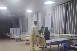 CSGT kịp thời hỗ trợ sản phụ chuyển dạ trong mưa bão ở Quảng Ninh