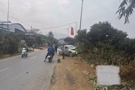 Ô tô vào cua mất lái va chạm với xe máy, 1 người tử vong ở Sơn La