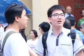 Đề thi môn Lý lớp 10 Trường THPT Chuyên Khoa học Tự nhiên