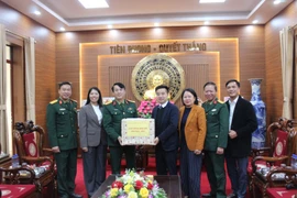 VUSTA đến thăm và chúc Tết cán bộ, chiến sĩ Sư đoàn 308