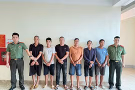 Khởi tố 6 đối tượng tổ chức cho 8 người Trung Quốc nhập cảnh trái phép