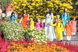 Thời tiết ngày 20/2 Bắc Bộ sương mù rải rác, Nam Bộ nắng nóng cục bộ