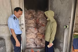 Phát hiện hơn 3 tấn xương bò không rõ nguồn gốc ở Hà Nội