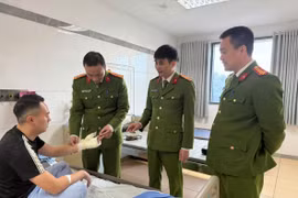 Ngăn chặn một đối tượng đổ xăng lên người đe dọa tự thiêu ở Bắc Ninh