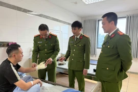 Ngăn chặn một đối tượng đổ xăng lên người đe dọa tự thiêu ở Bắc Ninh