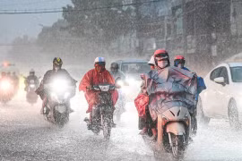 Bão số 8 vào Trung Quốc giật cấp 11, có gây mưa cho đất liền nước ta?