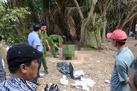 Xác thiếu nữ bị trói 2 tay, quần áo xộc xệch hé lộ tội ác kinh hoàng