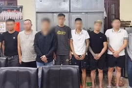 Giải cứu 52 cô gái bị ép làm nhân viên phục vụ các quán hát