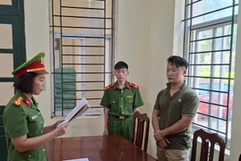 Tài xế có nồng độ cồn, đi sai phần đường đâm 2 người tử vong