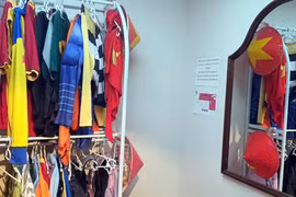 Nhiều nữ sinh bị phát tán ảnh nhạy cảm trong phòng thay đồ ở tiệm chụp ảnh