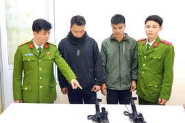 Phát hiện, xử lý 2 đối tượng tàng trữ trái phép súng nén hơi bắn đạn bi sắt