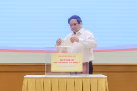 Thủ tướng và lãnh đạo Chính phủ ủng hộ đồng bào bị thiệt hại do bão lũ