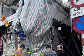 Hai người thương vong khi đi qua ngôi nhà đang tháo dỡ ở Hà Nội