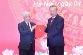 Ông Đỗ Văn Chiến giữ chức Phó Bí thư Thường trực Đảng ủy Quốc hội