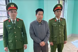 Khởi tố cán bộ Ban quản lý dự án đầu tư xây dựng tại Tuyên Quang