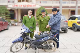 Bắt đối tượng dùng kích điện trộm 3 con chó ở Thái Nguyên