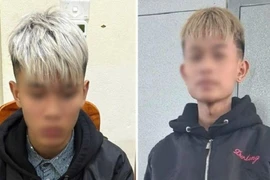 Xử phạt 2 đối tượng tàng trữ trái phép vũ khí thô sơ, công cụ hỗ trợ