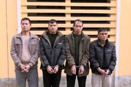 Khởi tố 4 đối tượng có hành vi vận chuyển hàng cấm ở Lạng Sơn