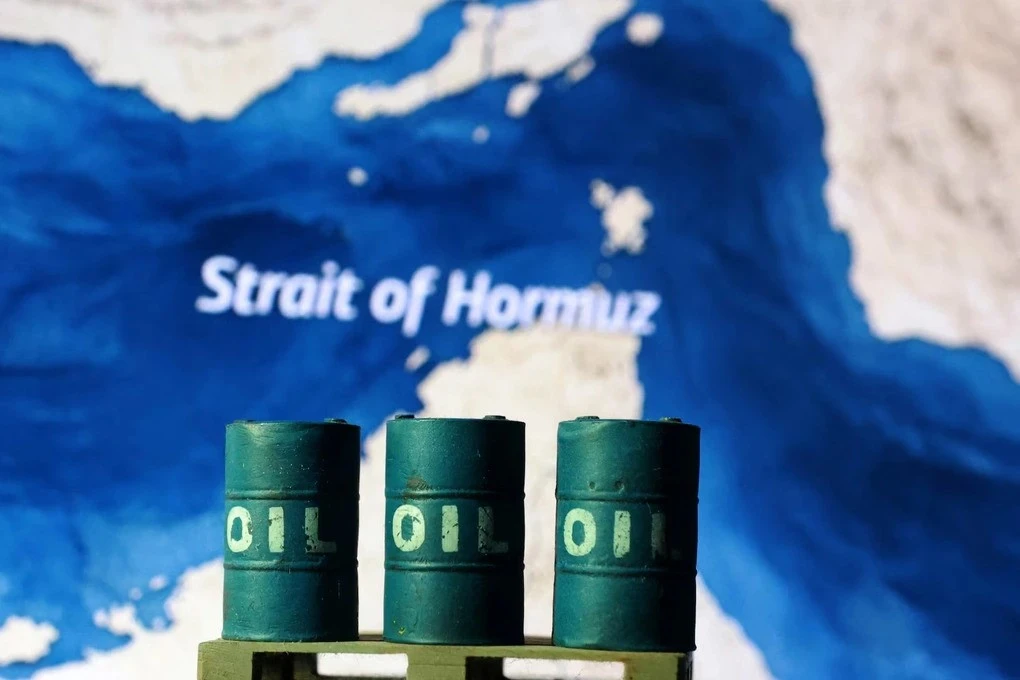 [VIDEO] Eo biển Hormuz mở cửa, thị trường dầu mỏ đối mặt nghịch lý