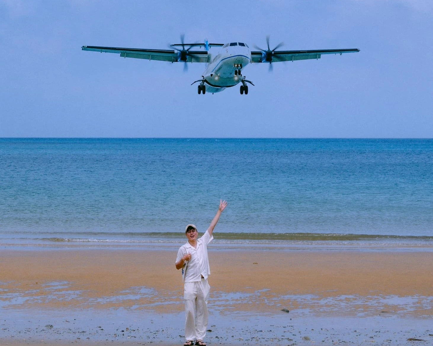 Đến bãi Đầm Trầu “săn” máy bay hạ cánh