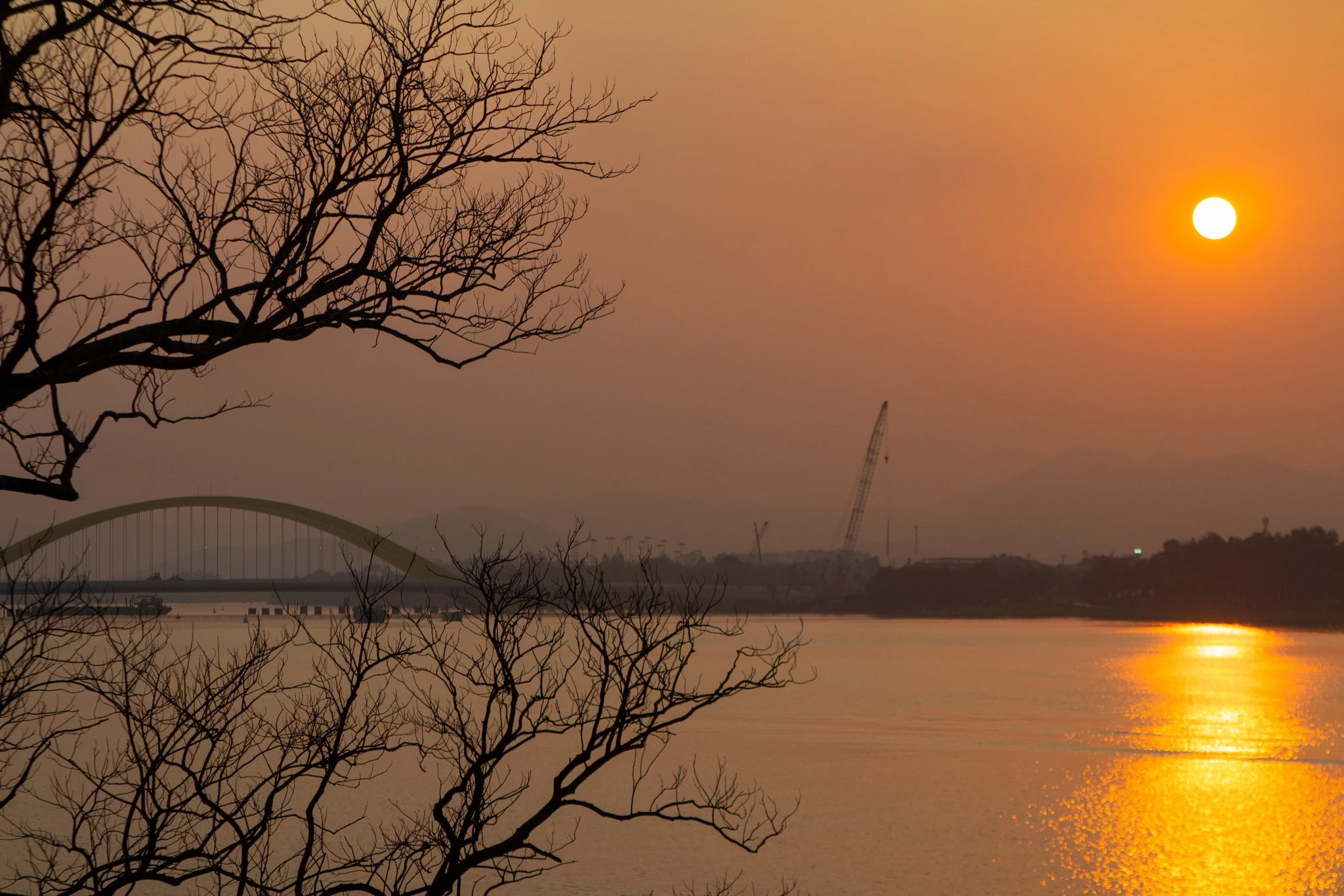 “Săn” hoàng hôn bên dòng sông Hương 